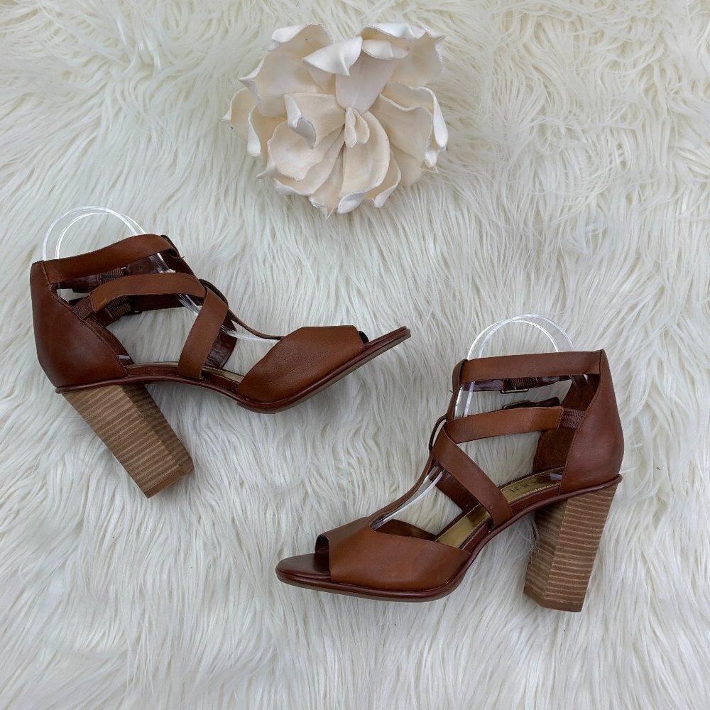 Lauren Ralph Lauren Retro Vibes Peep Toe Double Buckle Stacked Heels Women's 9 - Picture 3 of 8
